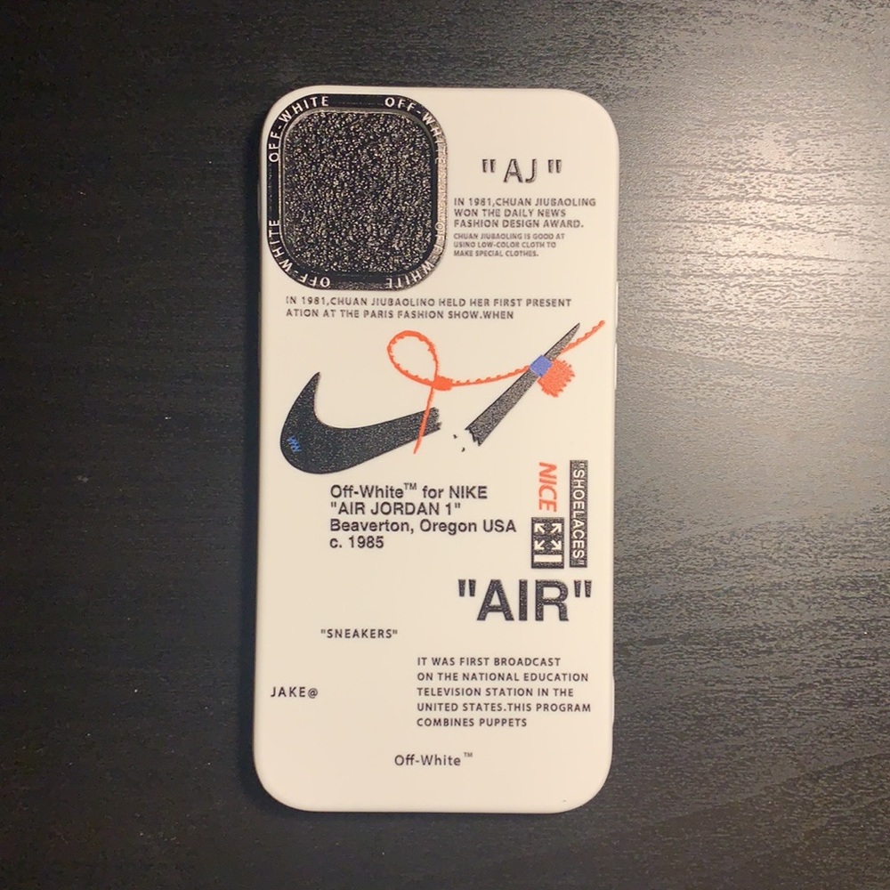 IPhone case - Picture 11 of 15